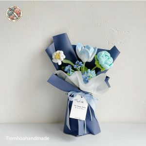 Bó Hoa Tulip Len Handmade Mix